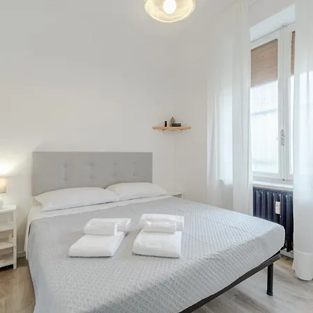 Antonelliana-apartment With View شقة *