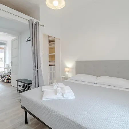 Antonelliana-apartment With View