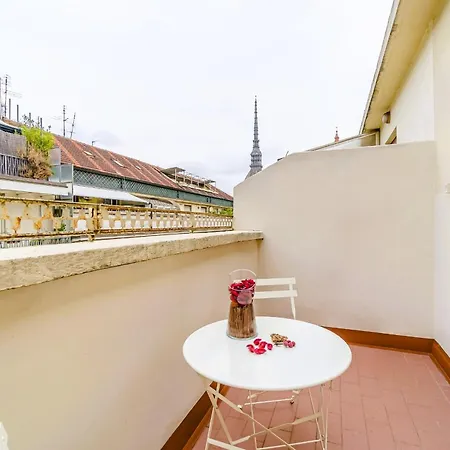 Antonelliana-apartment With View شقة