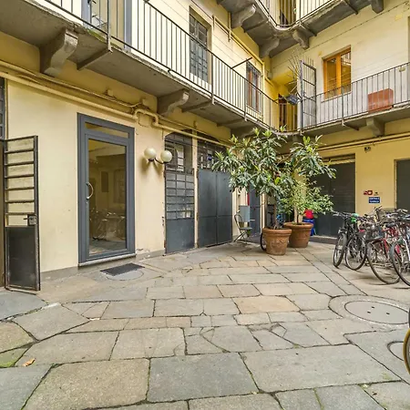 Antonelliana-apartment With View