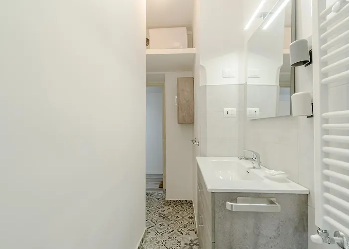 Guesthost - Antonelliana With View Apartamento